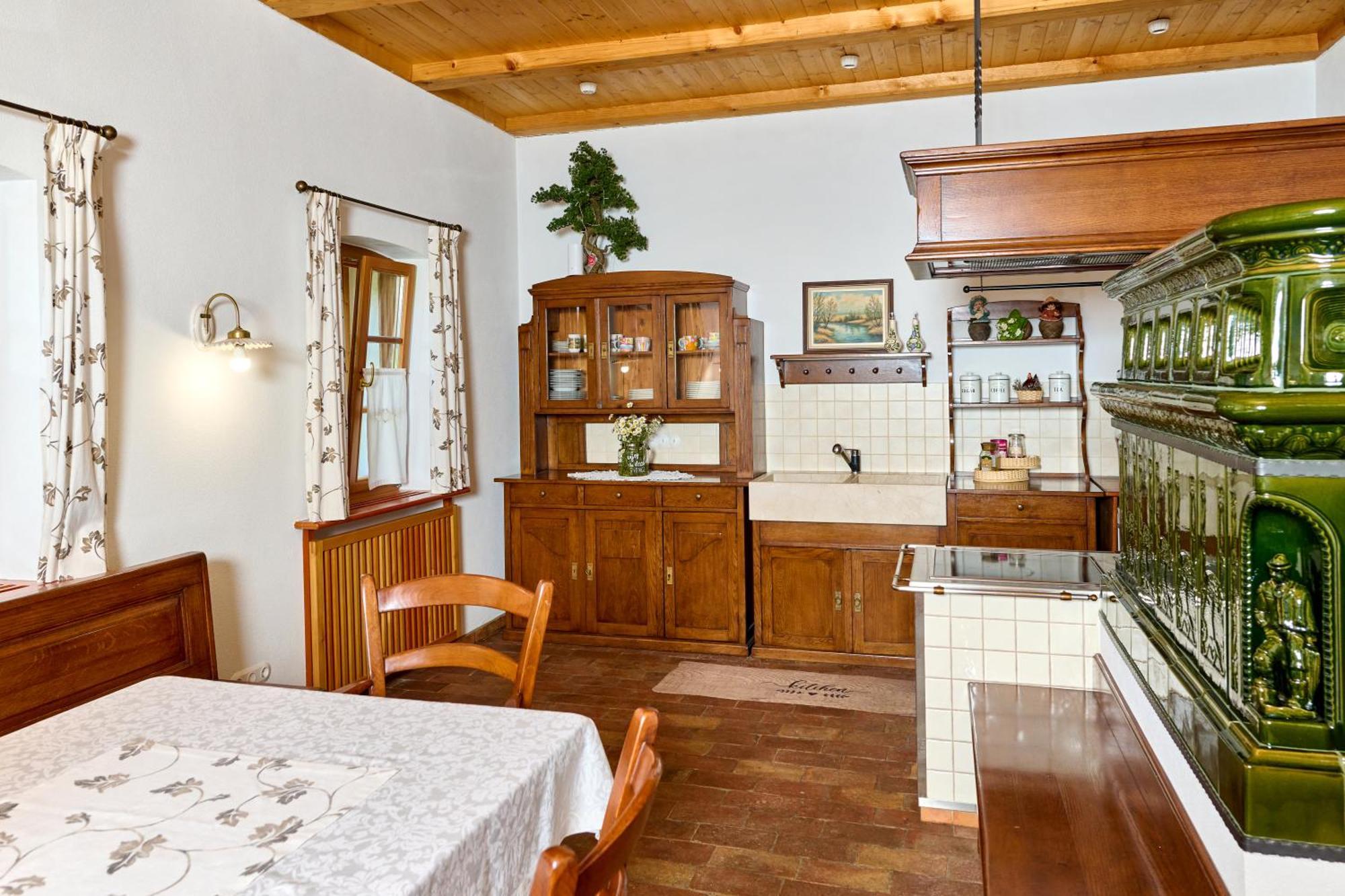 Four-bedroom Bajer
