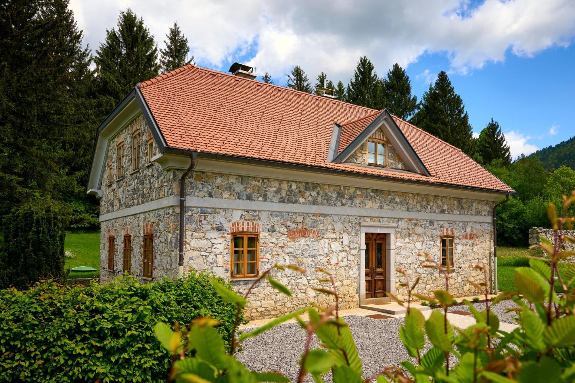 Four-bedroom Bajer Villa *